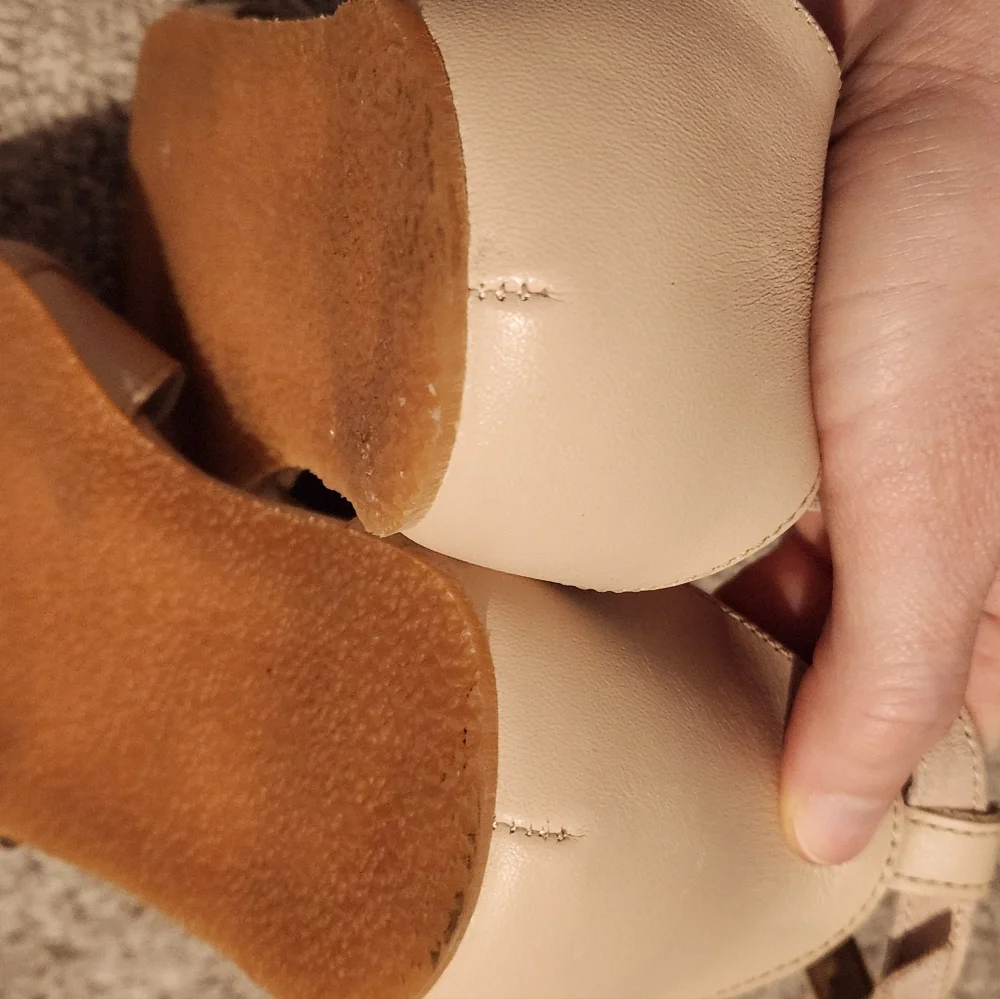 Shapen Barefoot Petal 2.0 Sandal Light Rose EUC Size 35 WIDE - Picture 7 of 10